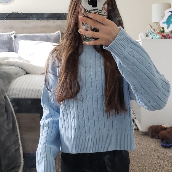 Cropped Blue Sweater - Picture 3 of 3